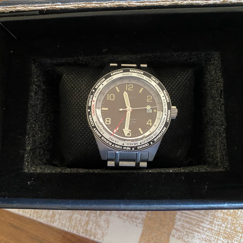 Like new condition Chronofixe GMT Sous Marine World Time Watch (6012)